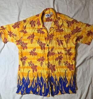 Vintage Ocean Current Y2K Flame Hawaiian Shirt Yellow Purple Size L 100% Rayon